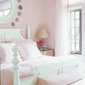 $pink-bedroom-300x300.webp