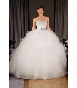$Romantic-Ivory-Wedding-Gown-2011-With-Floral-Crystal-From-Ines-Di-Santo-1.webp