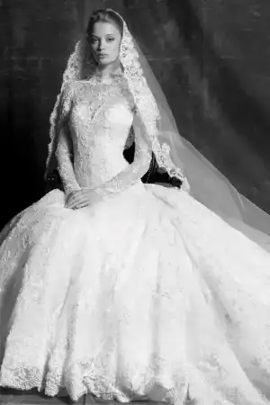 $Zuhair-Murad-2011-Wedding-Dresses-Collection1.webp