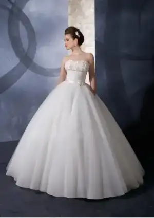$organza-strapless-with-exquisite-flowers-in-ball-gown-skirt-and-chapel-train-custom-made-201...webp