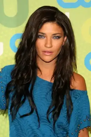 $l-jessica-szohr-192b484c.webp
