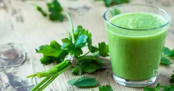 Diyet yaparlar için detoks içeceği