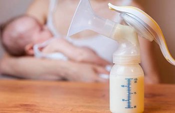 Çalışan Annelerin Kurtarıcısı Süt Sağma Makinaları Zararlı Mıdır?