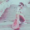 $Girl-on-stairs.webp