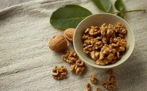 Ceviz Suyunun Bilinmeyen Faydaları Nelerdir?