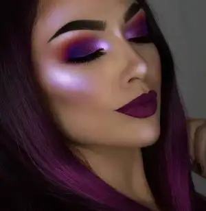 Şimdi Mor Aydınlatıcı Moda