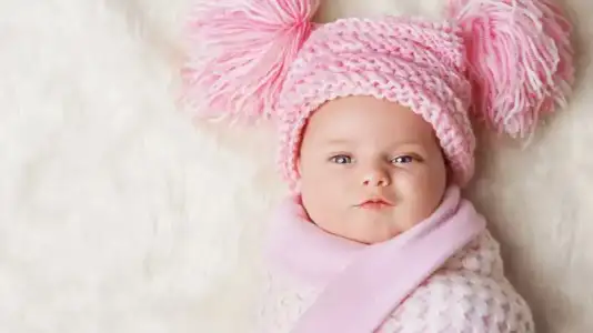kisa_kiz_bebek_isimleri_2018.webp