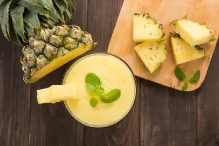 ananas_peeling.jpg ananas_peeling.jpg