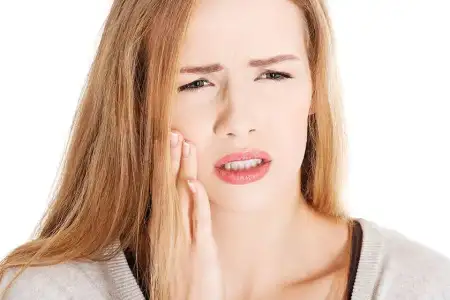 20'lik Diş Ağrısı Nasıl Geçer? Doğal Tedavi Yöntemleri