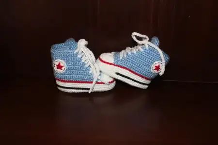 $converse-mavi.webp