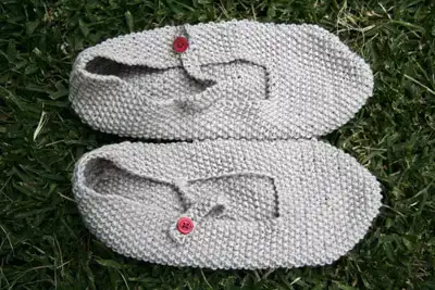 $js_slippers_done.webp