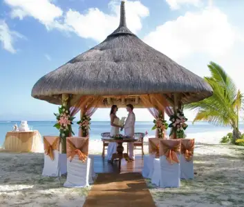 $wedding_beach.webp