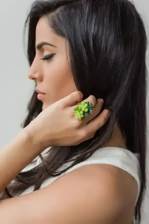 living-plant-succulent-jewelry-susan-mcleary-passionflower-11.webp