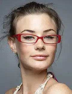 $red-glasses-gtl021207-240x312.webp