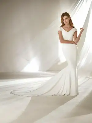 pronovias_gelinlik_modelleri_2018 (2).webp
