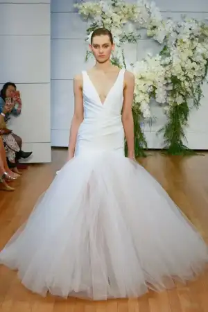 Monique_İhuillier Gelinlik (2).webp