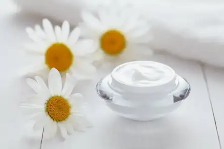 sivilceli_cilt_temizligi.webp