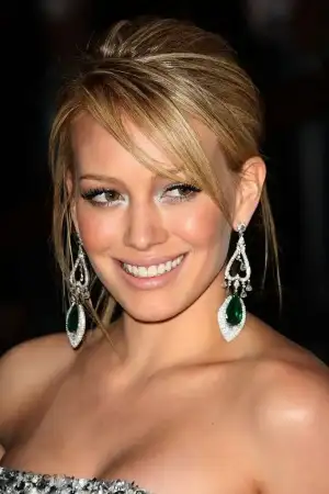$hilary-duff-03.webp