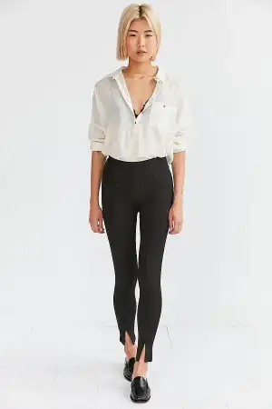 pacasi_yirtik_pantolon_trendleri_moda (2).webp
