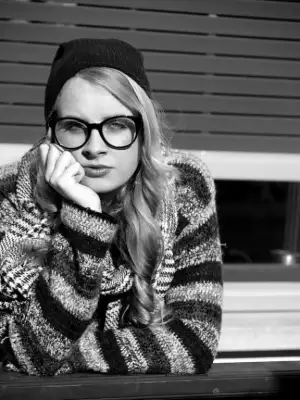 $the_glasses_by_xmademoiselle_surrea-d317vd1.webp