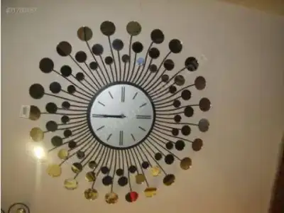 $DEKORATIF-DUVAR-SAATI-TASLI-AYNALI-DEKORLU__45330349_0.webp