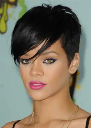 $Short-hairstyle-with-fringe2.webp