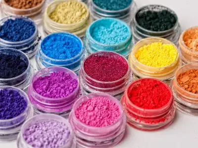 Doğal Toz Gıda Boyası Nasıl Yapılır? Kırmızı ve Mavi Renk Tarifi