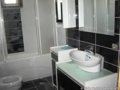 $27649216324ec0289b9aae529bacfb3d931309.webp