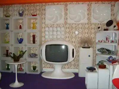 $retro-interior-design-01.webp
