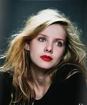 $rachel-hurd-wood-profile.webp