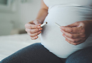 Sigara İçen Annelerin Bebeklerinde Neler Gözlenir?