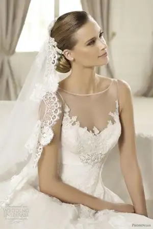 $pronovias-2013-collection-durban.webp