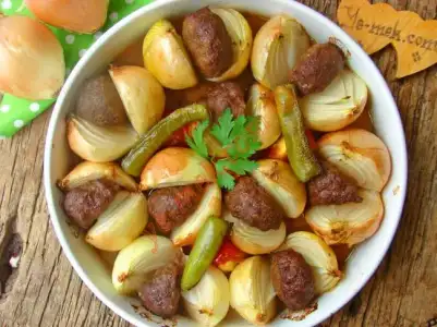 sogan-kebabi-resimli-yemek-tarifi(15).webp