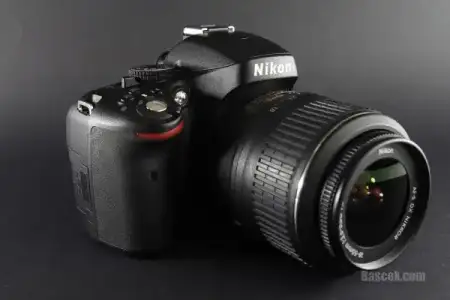 $Nikon_5100d_6-600x400[1].webp