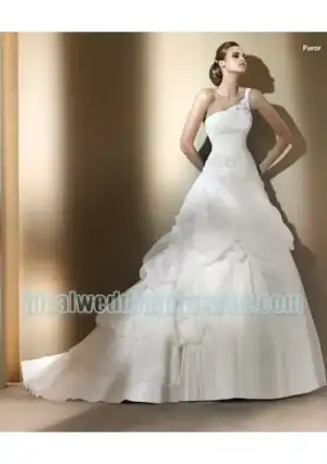 $organza-one-shoulder-with-rouched-bodice-and-asymmerical-pick-up-skirt-in-chapel-train-desig...webp $organza-one-shoulder-with-rouched-bodice-and-asymmerical-pick-up-skirt-in-chapel-train-desig...webp