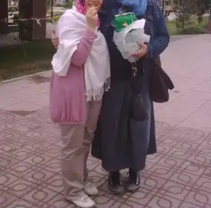 $g&#246;r&#252;nt&#252;0834_001.webp