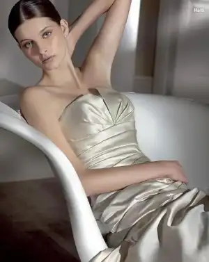 $model 2.webp