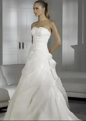 $model 4 4.webp