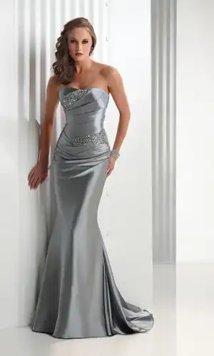$PromGirl-489927309.webp $PromGirl-489927309.webp