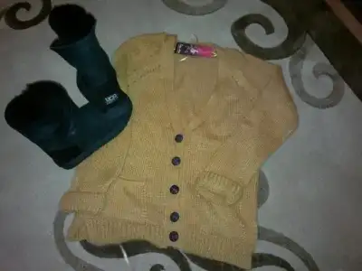$18032012895.webp