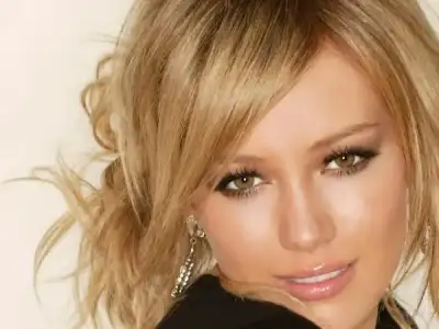 $hilaryduff1280x96020514.webp