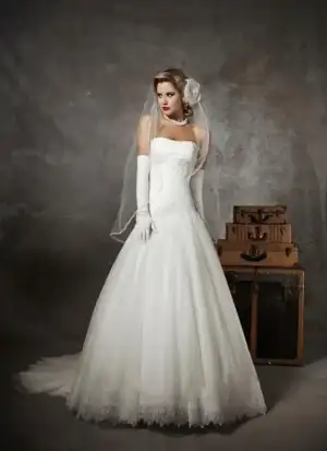 $justin-alexander-2013-bridal-collection-8625.webp