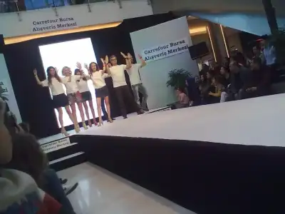 $31032012758.webp