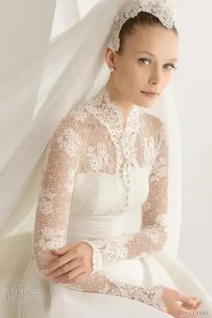 $grace-kelly-inspired-wedding-dress-rosa-clara.webp