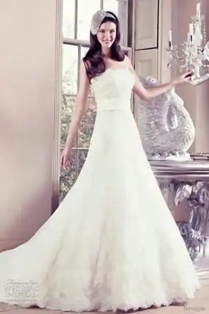 $intuzuri-2012-amber-wedding-dress.webp