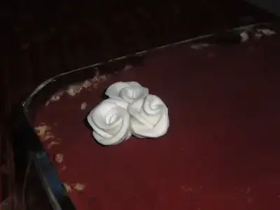 $&#351;eker hamurundan g&#252;l.webp