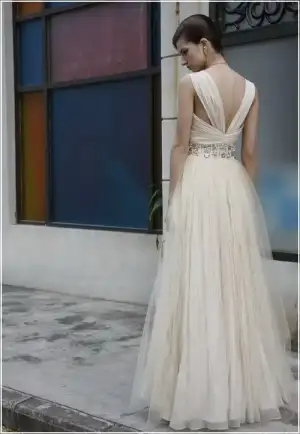 $neture-silk-and-chiffon-meterial-with-artificial-pearls-sweet-column-style-prom-dress-80329-3.webp