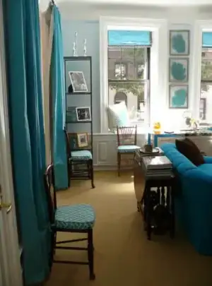 $turquoise-brown-home-decor-bedroom.webp