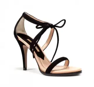 $zara-topuklu-sandalet-10.webp