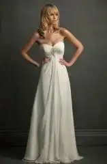 $932_allure_bridals_wedding_dress_primary.webp